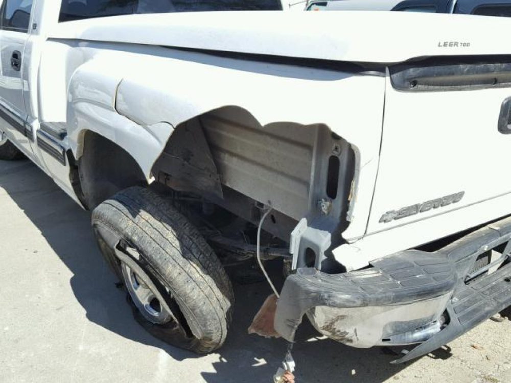 2002 Chevy Silverado (FOR PARTS) - Image 8