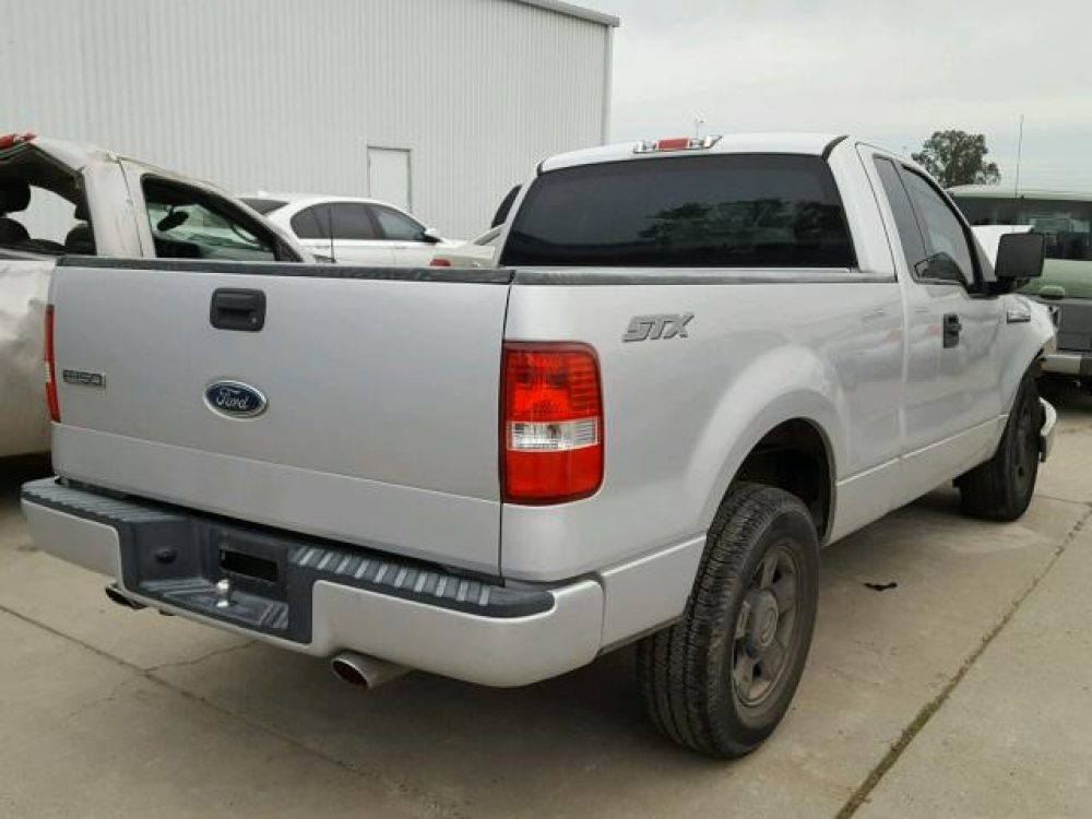 2004 Ford F150 (FOR PARTS) - Image 3