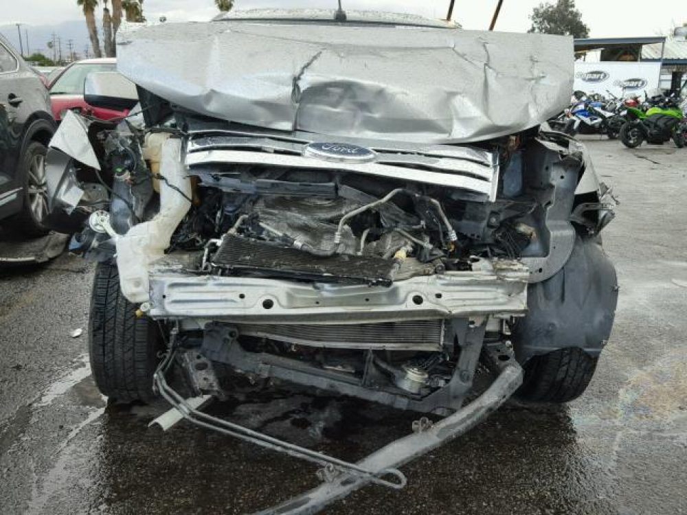 2008 Ford Edge SEL (FOR PARTS) - Image 2