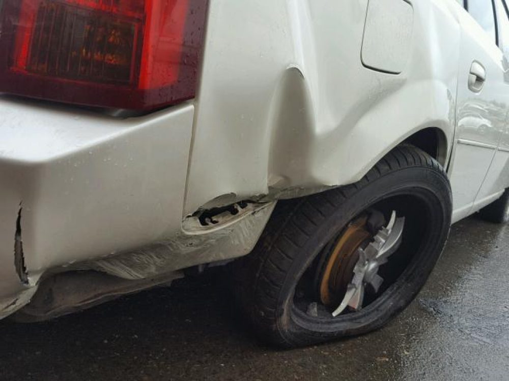 2005 Cadillac CTS (FOR PARTS) - Image 8