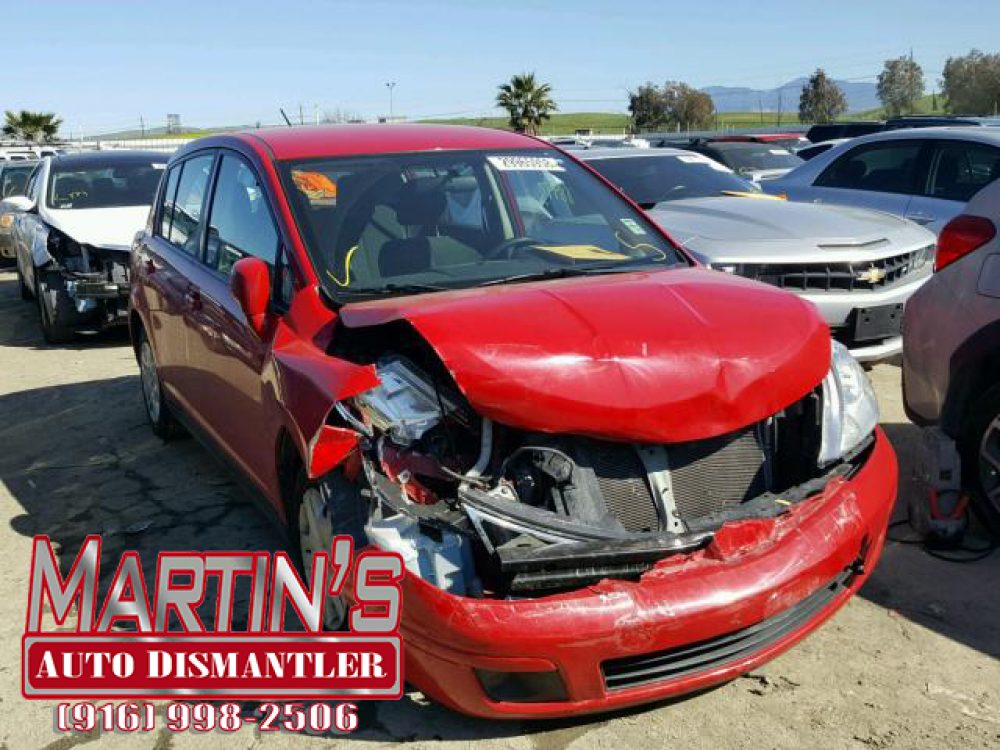 2012 Nissan Versa S (FOR PARTS)