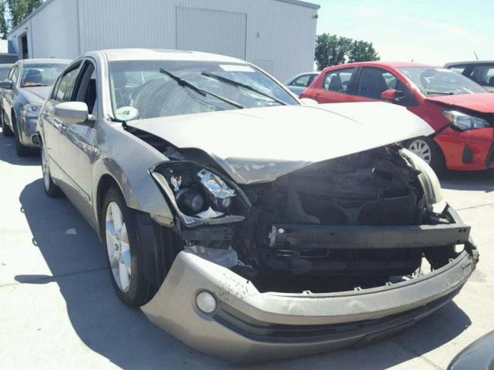 2005 Nissan Maxima SE (FOR PARTS) - Image 5