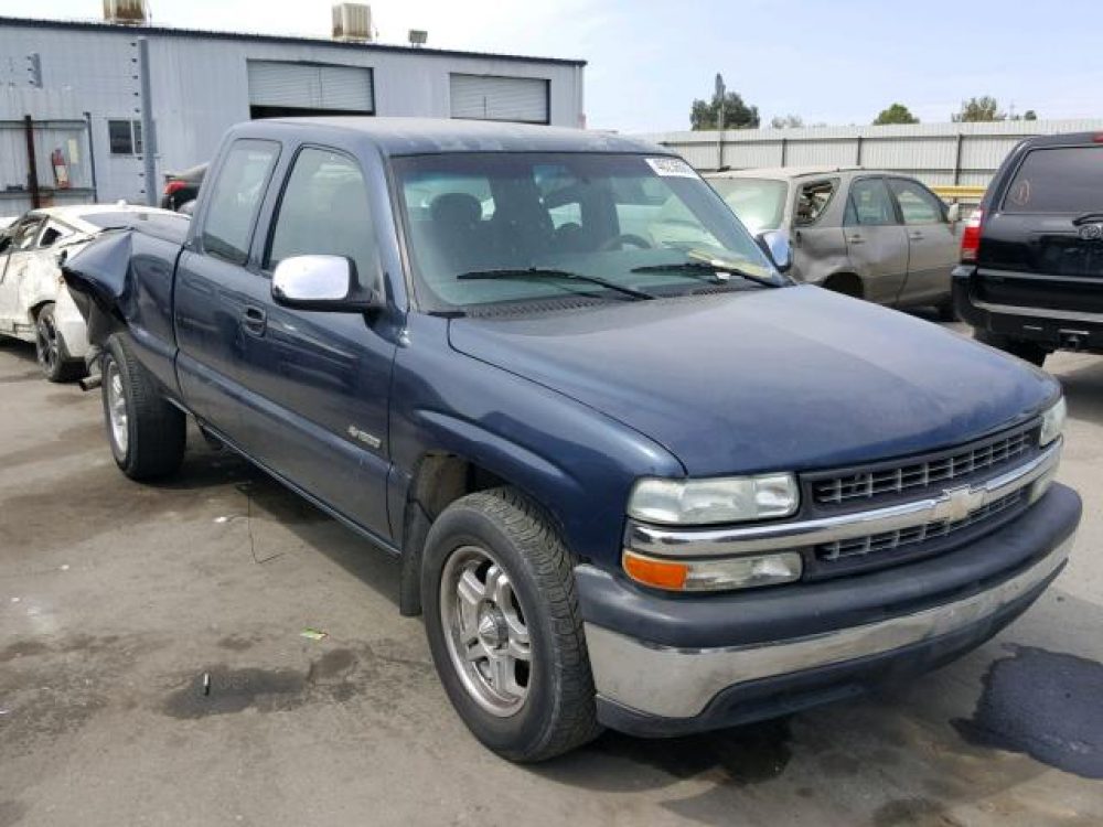 2002 Chevy Silverado (FOR PARTS) - Image 6