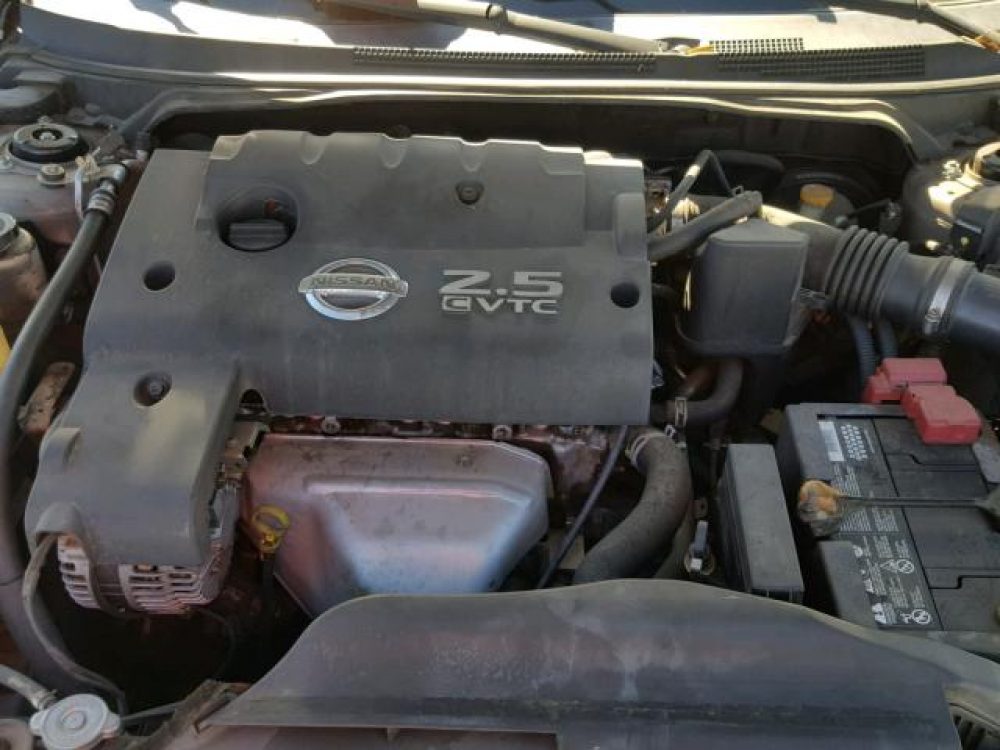 2005 Nissan Altima S (FOR PARTS) - Image 5