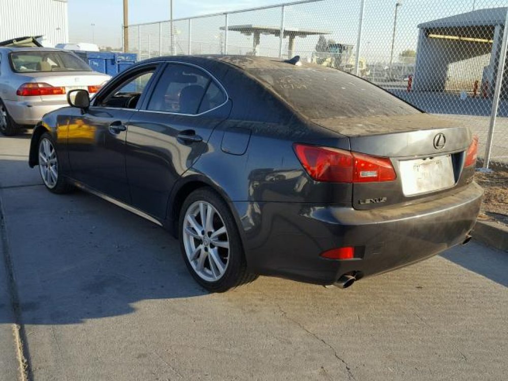 2007 Lexus IS 350 (FOR PARTS) - Image 5