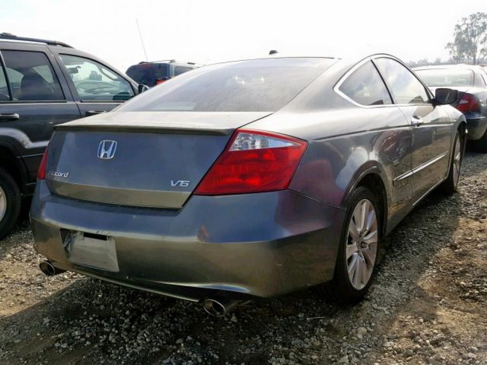 2008 Honda Accord EXL (FOR PARTS) - Image 4