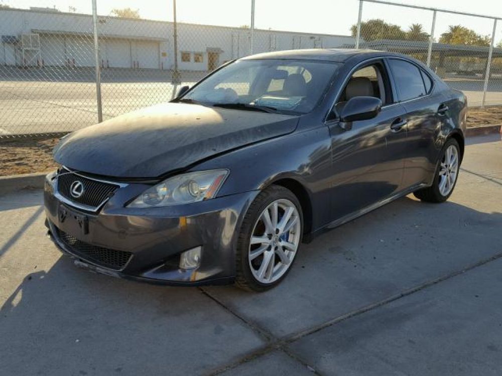 2007 Lexus IS 350 (FOR PARTS) - Image 9