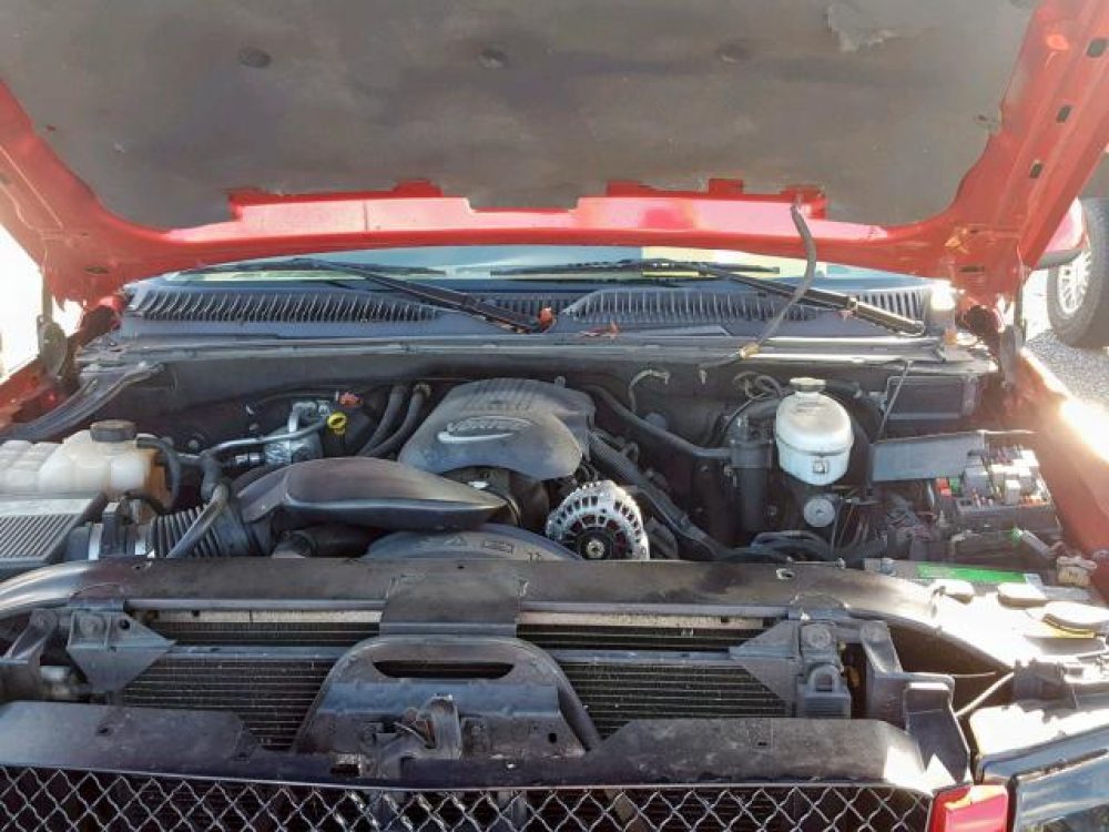 2003 Chevy Silverado c1500 (FOR PARTS) - Image 9