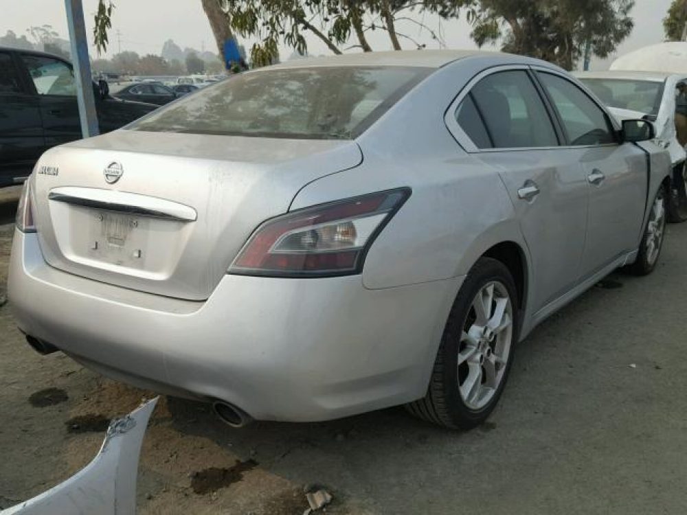 2013 Nissan Maxima S (FOR PARTS) - Image 10