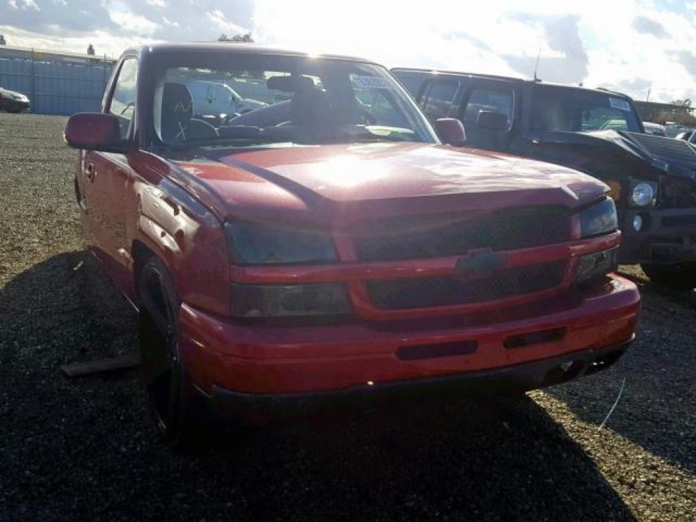 2003 Chevy Silverado c1500 (FOR PARTS) - Image 10
