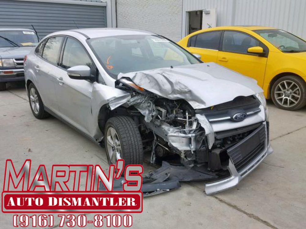 2013 FORD FOCUS SE (FOR PARTS)