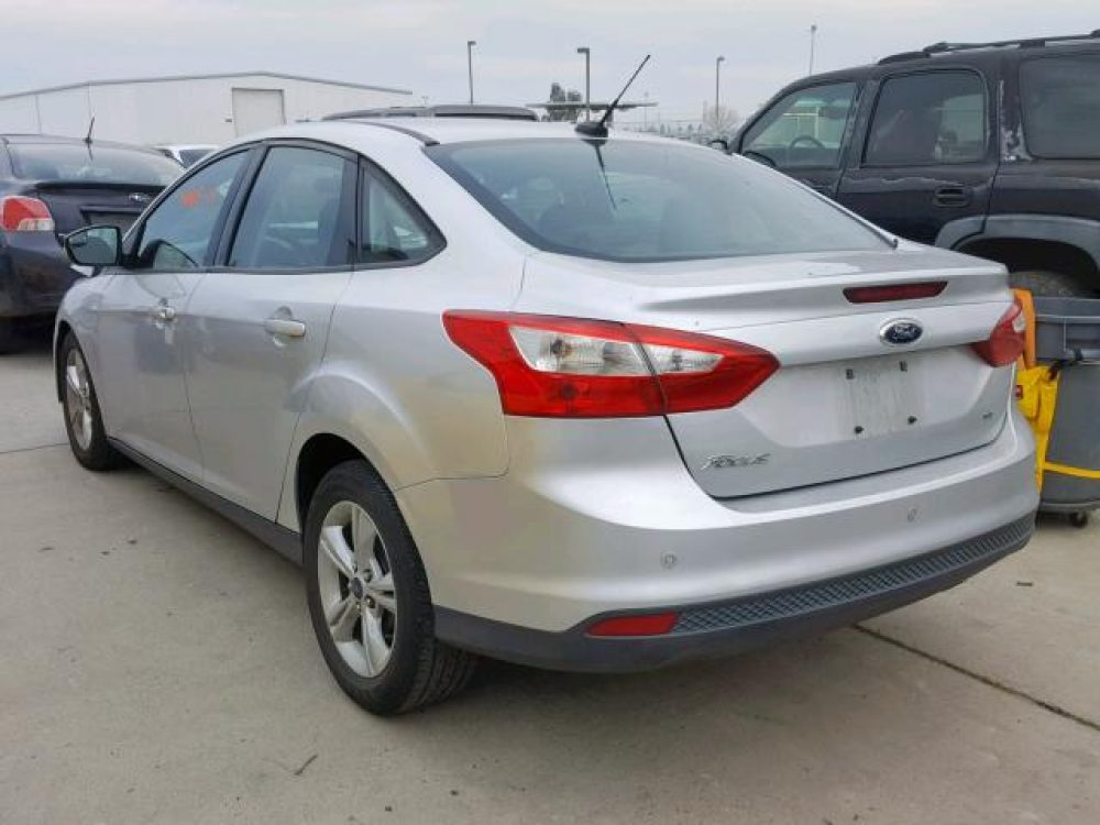 2013 FORD FOCUS SE (FOR PARTS) - Image 3