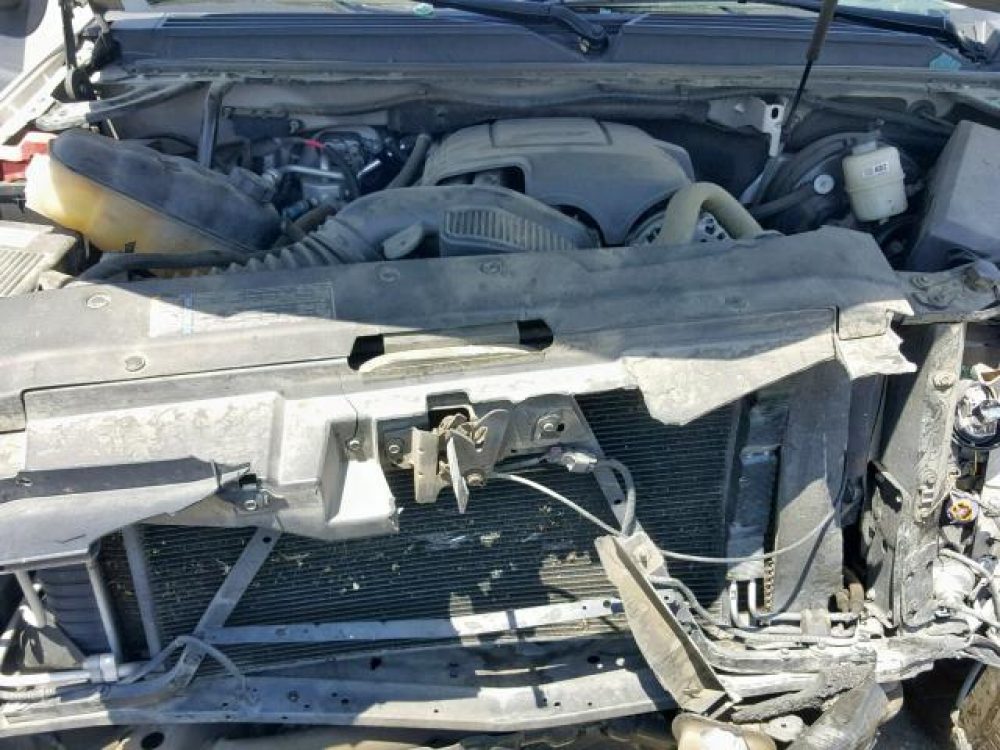 2009 Chevy Tahoe k1500 LT  (FOR PARTS) - Image 11