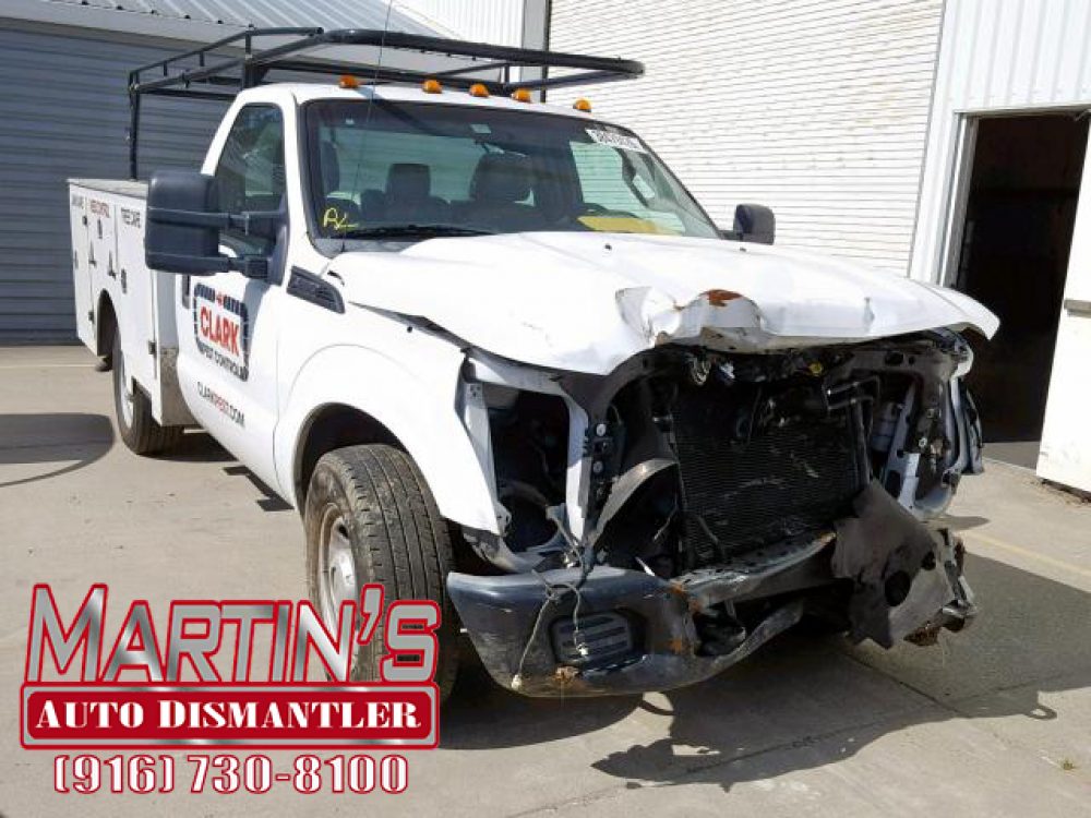 2011 Ford F350 Super Duty  (FOR PARTS)