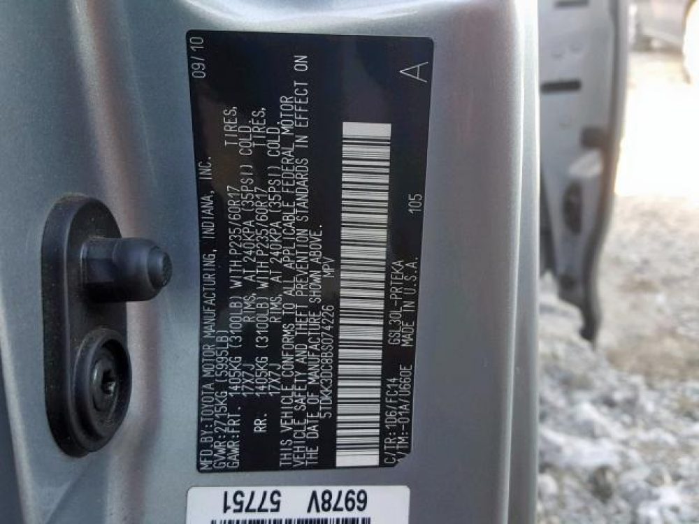 2011 Toyota Sienna LE (For Parts) - Image 2