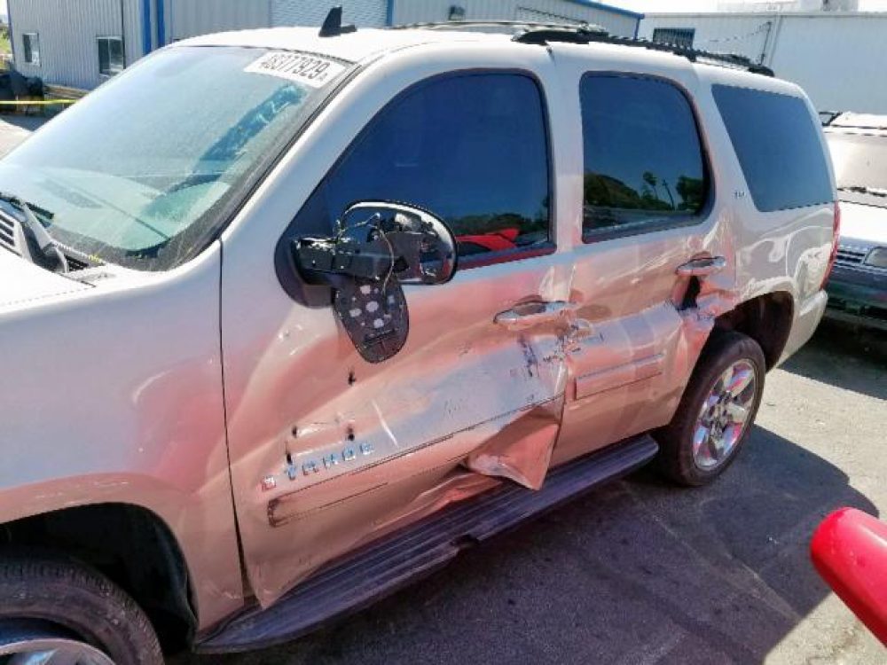 2007 Chevrolet Tahoe (For Parts) - Image 10