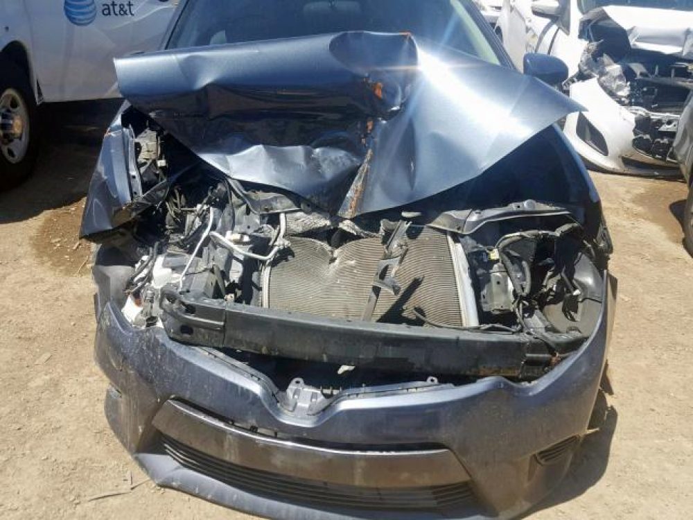 2015 TOYOTA COROLLA L (FOR PARTS) - Image 4