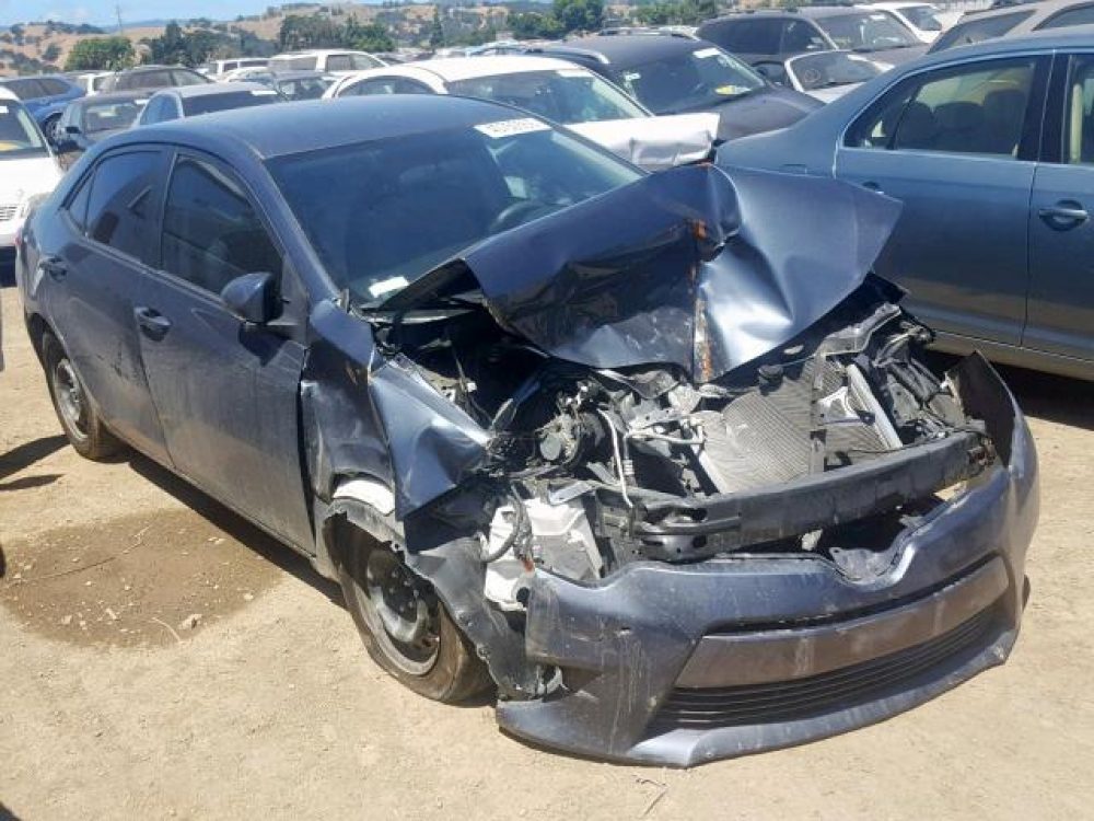 2015 TOYOTA COROLLA L (FOR PARTS) - Image 8