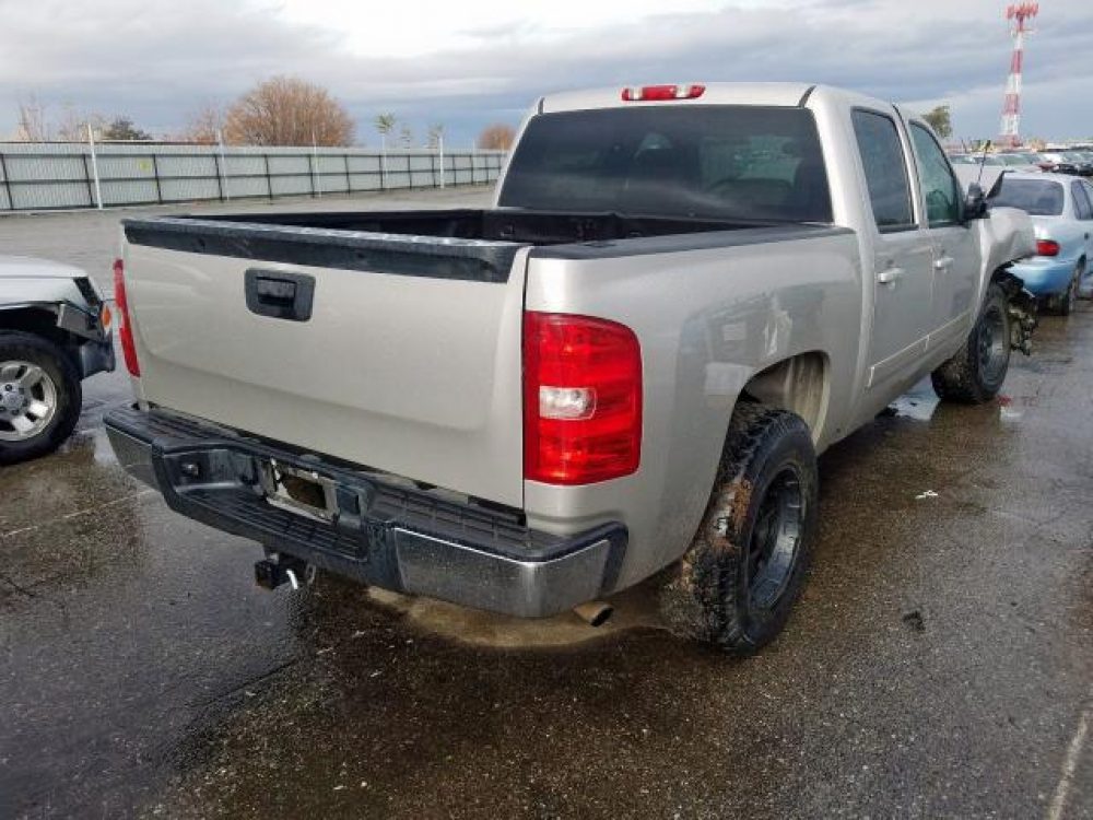 2008 CHEVROLET SILVERADO K1500   (FOR PARTS) - Image 8