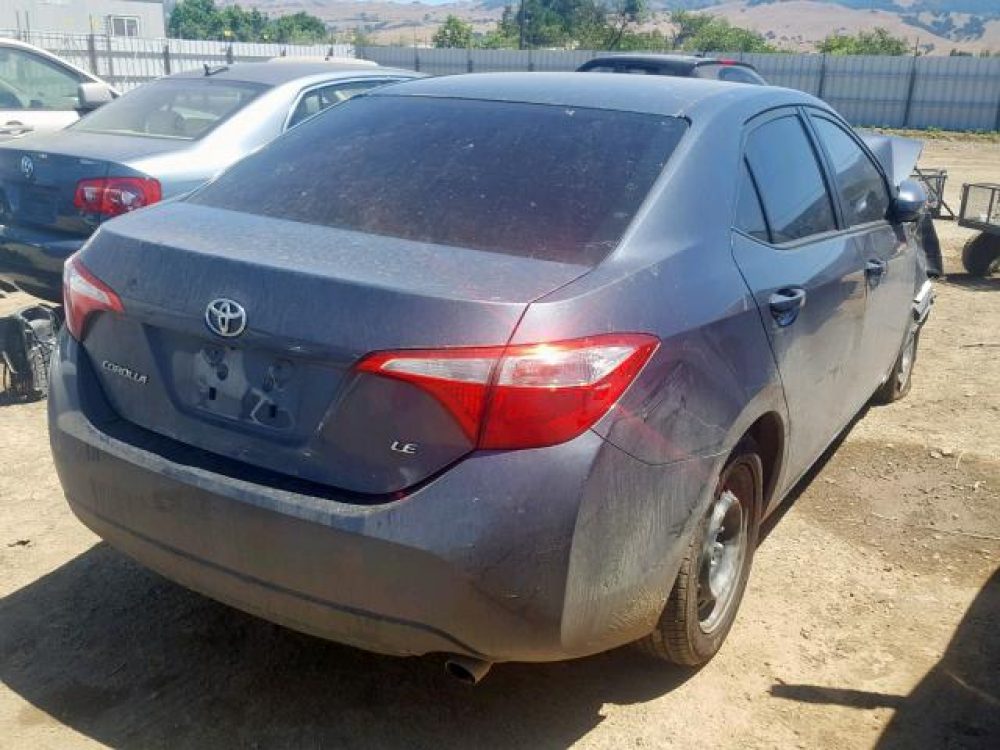 2015 TOYOTA COROLLA L (FOR PARTS) - Image 10